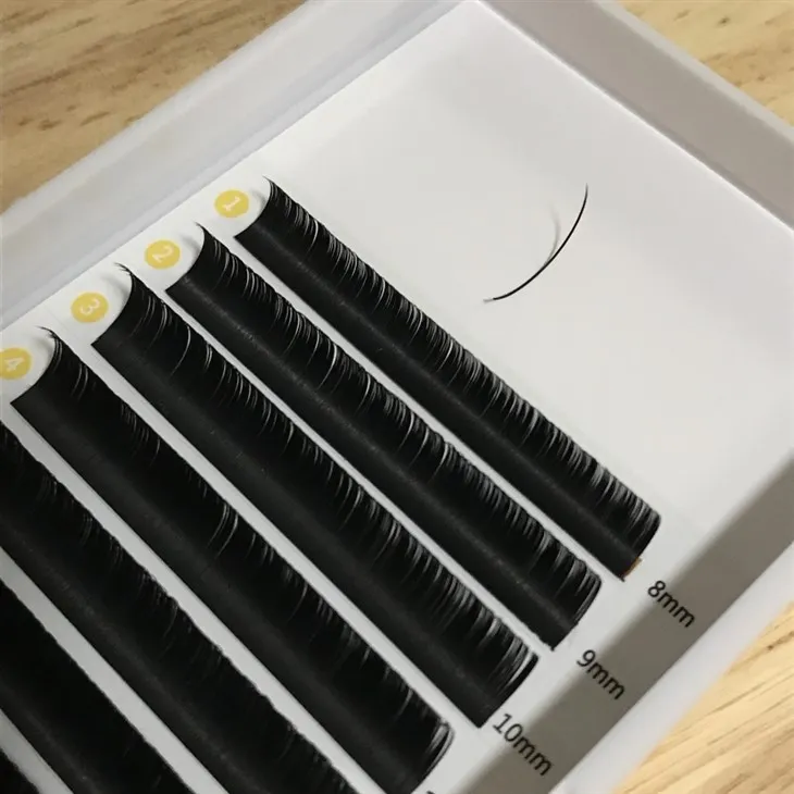 Lapos szempilla hosszabbítás